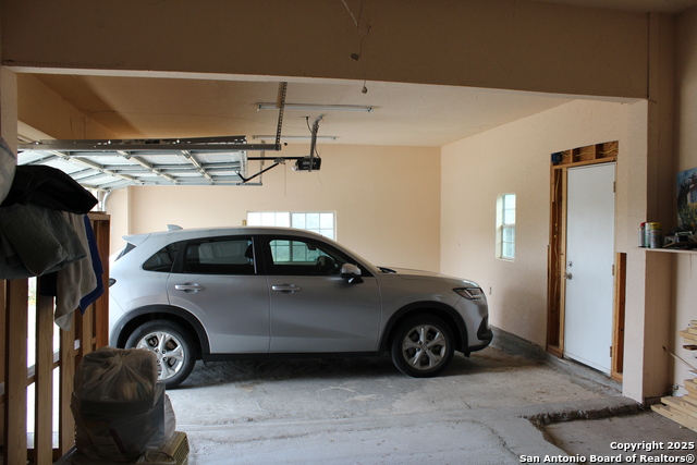 Image 3 of 24 For 406 County Road 6850 1