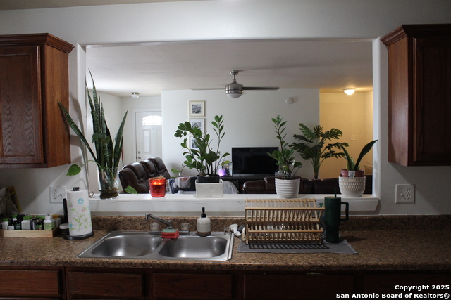 Image 8 of 24 For 406 County Road 6850 1