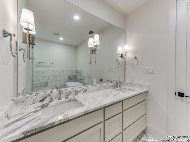 Listing photo id 34 for 103 Wildwood E B