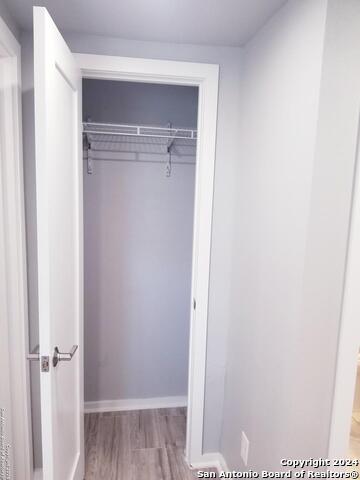 Image 10 of 21 For 226 Victor St