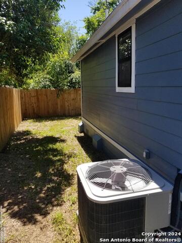 Image 20 of 21 For 226 Victor St