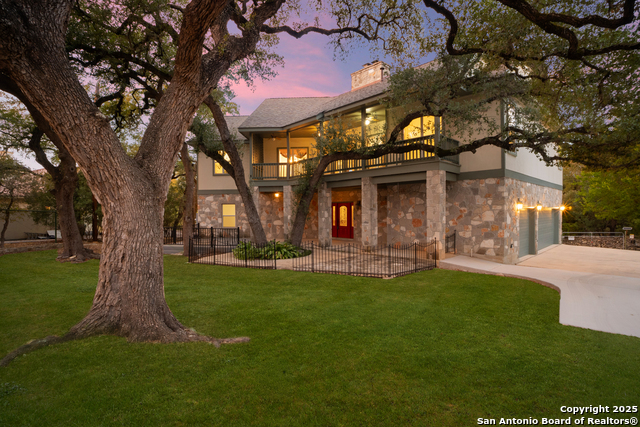 Listing photo id 0 for 1245 Phantom Rider