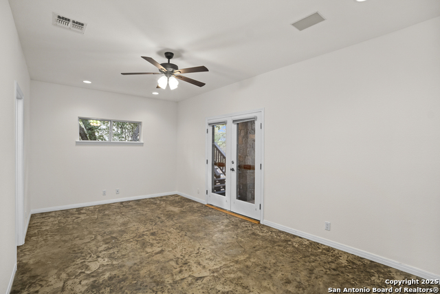 Listing photo id 40 for 1245 Phantom Rider