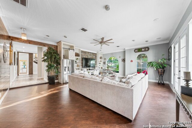 Listing photo id 20 for 1628 & 1638 Old Boerne Rd