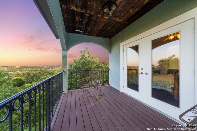 Listing photo id 24 for 1628 & 1638 Old Boerne Rd