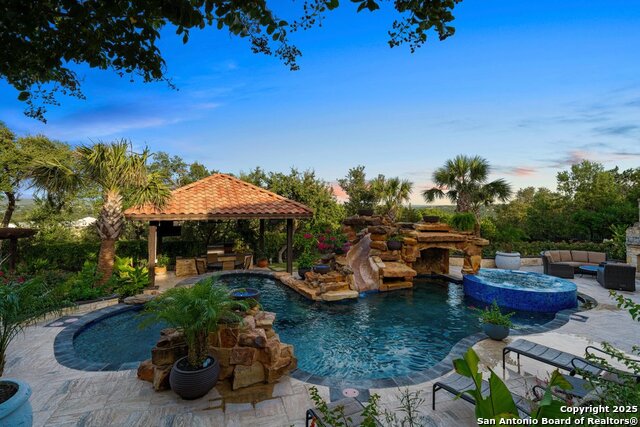 Listing photo id 1 for 1628 & 1638 Old Boerne Rd