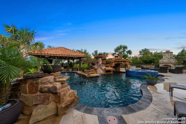 Listing photo id 33 for 1628 & 1638 Old Boerne Rd