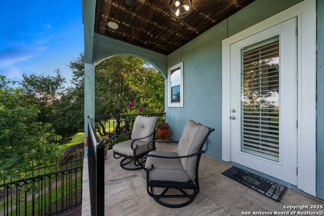 Listing photo id 73 for 1628 & 1638 Old Boerne Rd