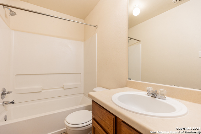 Image 15 of 31 For 10711 Mathom Landing  1