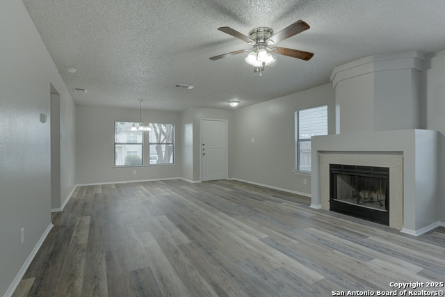 Image 4 of 25 For 4607 Desert Poppy