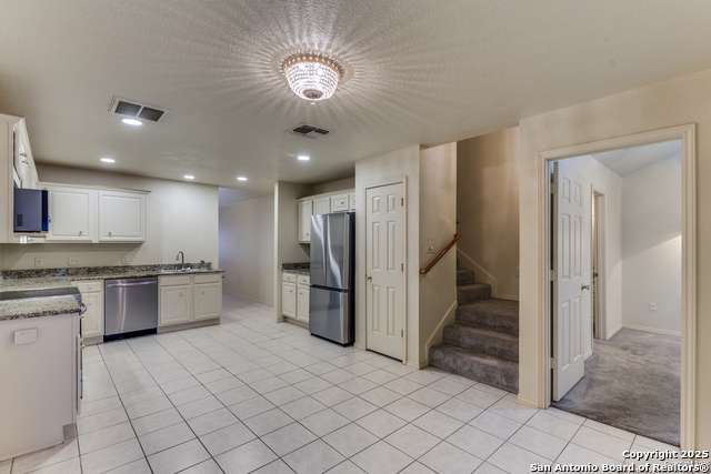 Image 4 of 16 For 3202 Eisenhauer  801