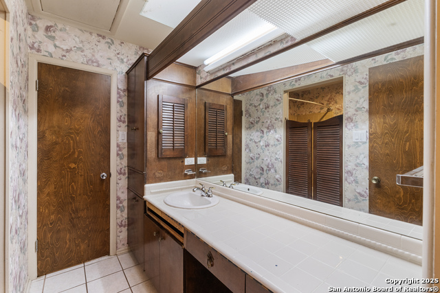 Image 21 of 29 For 9614 Tioga