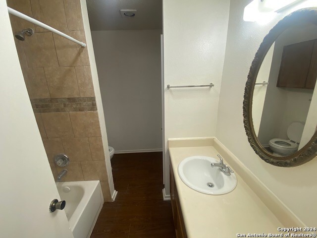 Image 6 of 9 For 6315 Waddesdon Wood