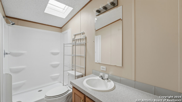 Image 20 of 33 For 343 Sir Winston