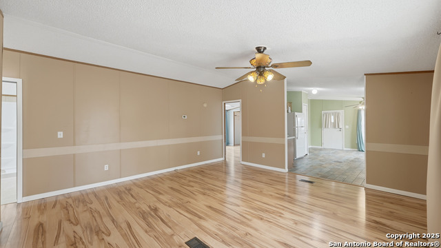 Image 6 of 33 For 343 Sir Winston