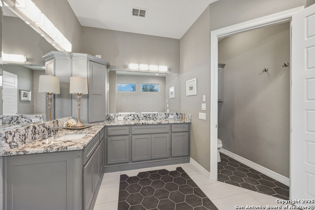 Image 16 of 55 For 7903 Vanity Hill