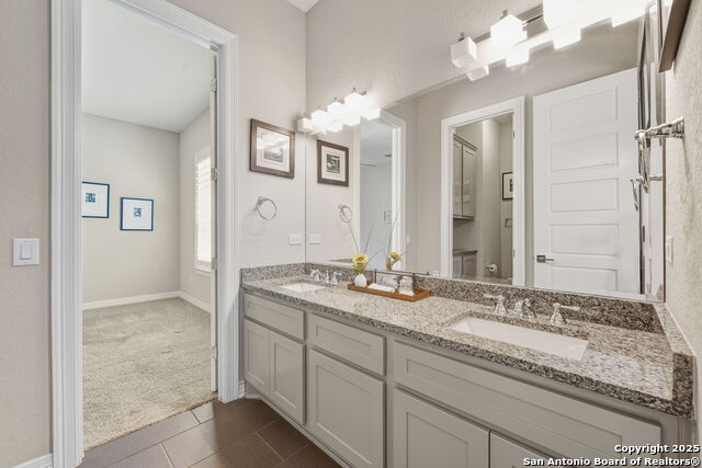 Image 19 of 55 For 7903 Vanity Hill