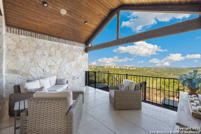 Image 3 of 55 For 7903 Vanity Hill