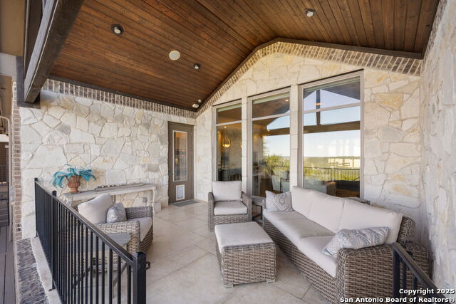 Image 40 of 55 For 7903 Vanity Hill