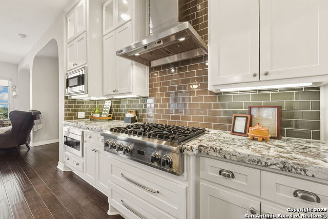 Image 9 of 55 For 7903 Vanity Hill