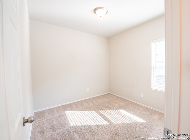 Image 8 of 9 For 10511 Welder Oak