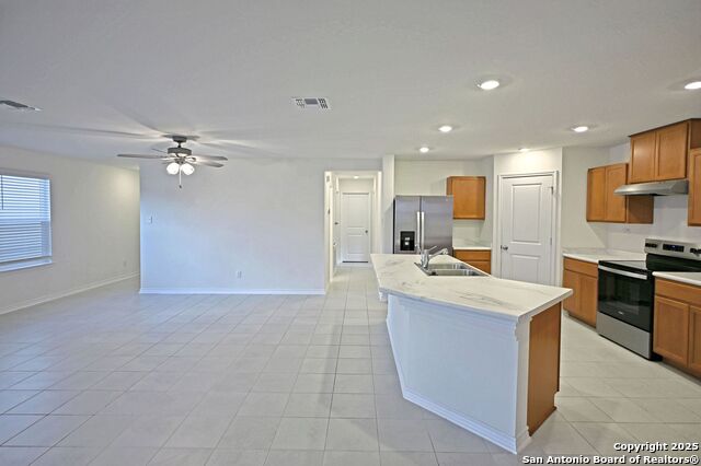 Image 17 of 38 For 512 Dakota Creek