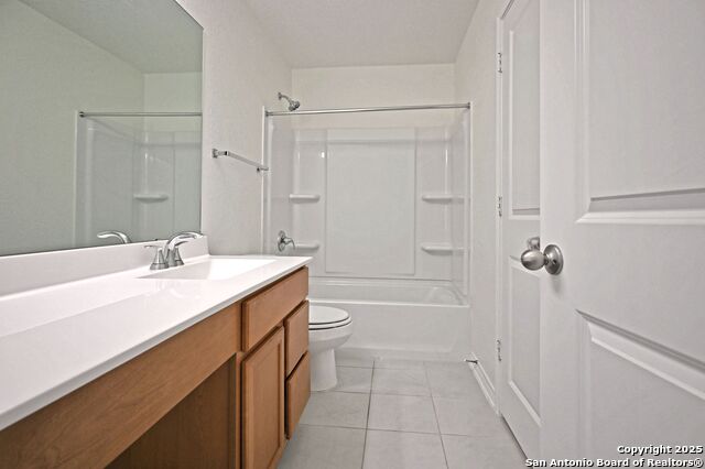 Image 19 of 38 For 512 Dakota Creek