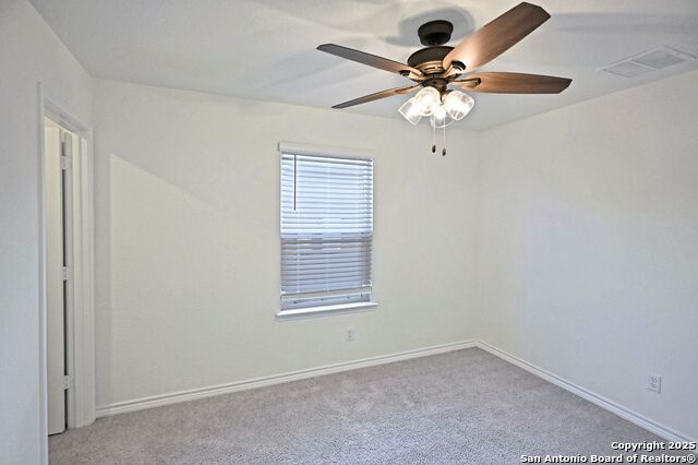 Image 21 of 38 For 512 Dakota Creek