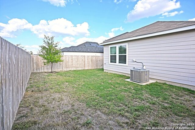 Image 32 of 38 For 512 Dakota Creek