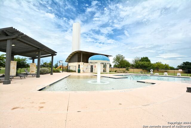 Image 36 of 38 For 512 Dakota Creek