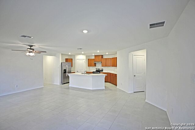 Image 6 of 38 For 512 Dakota Creek