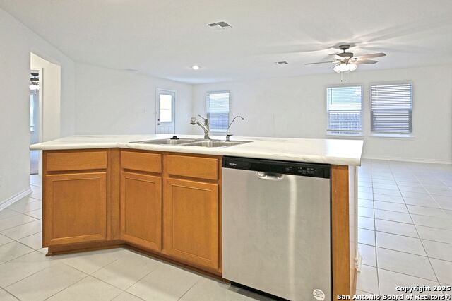 Image 9 of 38 For 512 Dakota Creek