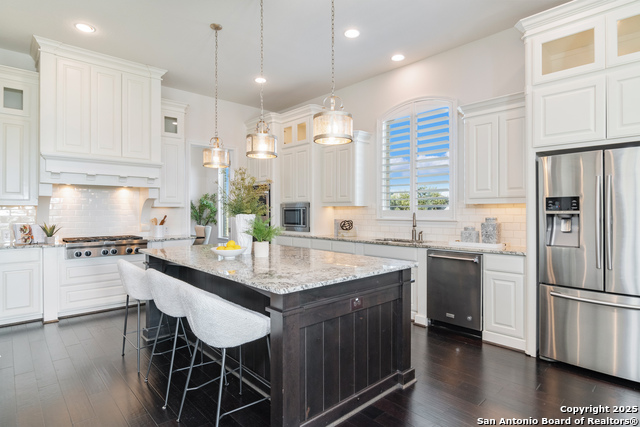 Image 13 of 30 For 8126 Vanity Hill