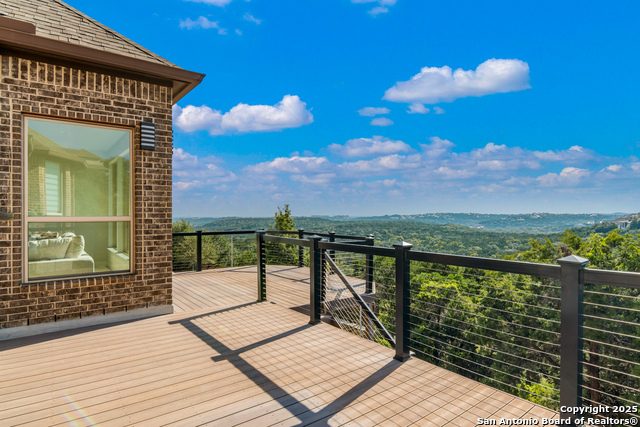 Image 2 of 30 For 8126 Vanity Hill