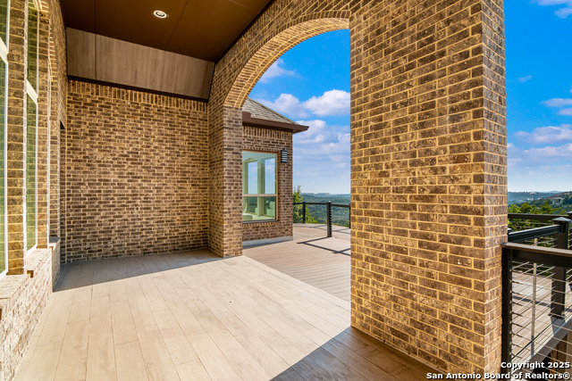 Image 27 of 30 For 8126 Vanity Hill