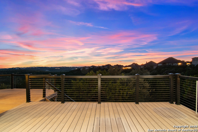 Image 29 of 30 For 8126 Vanity Hill