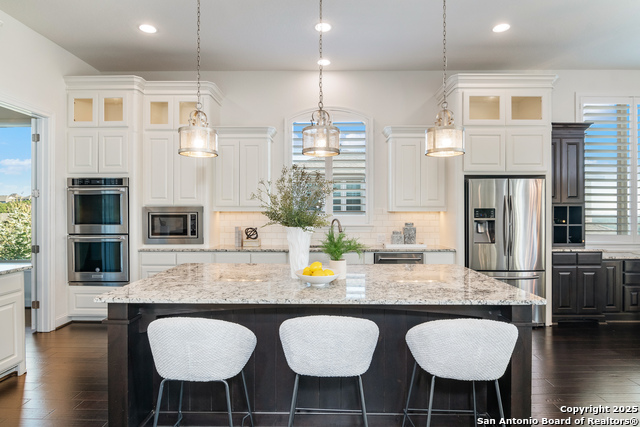 Image 9 of 30 For 8126 Vanity Hill