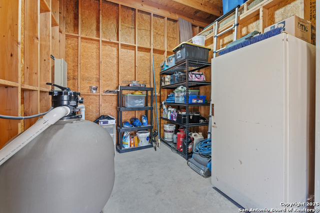 Image 13 of 21 For 1918 County Road 467