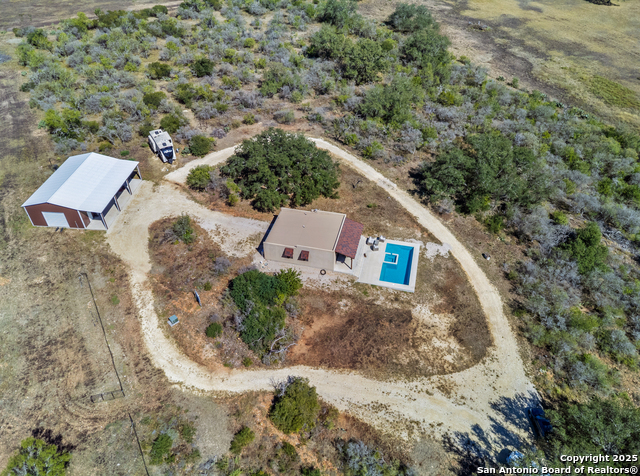 Image 2 of 21 For 1918 County Road 467