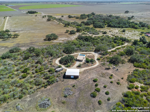 Image 20 of 21 For 1918 County Road 467