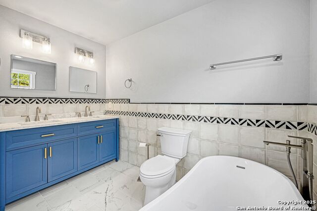 Image 12 of 32 For 354 Lake Forest