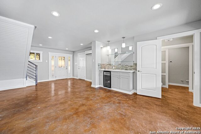 Image 15 of 32 For 354 Lake Forest