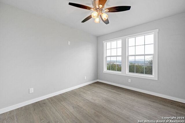 Image 23 of 32 For 354 Lake Forest