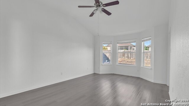 Image 19 of 28 For 4006 Shervin