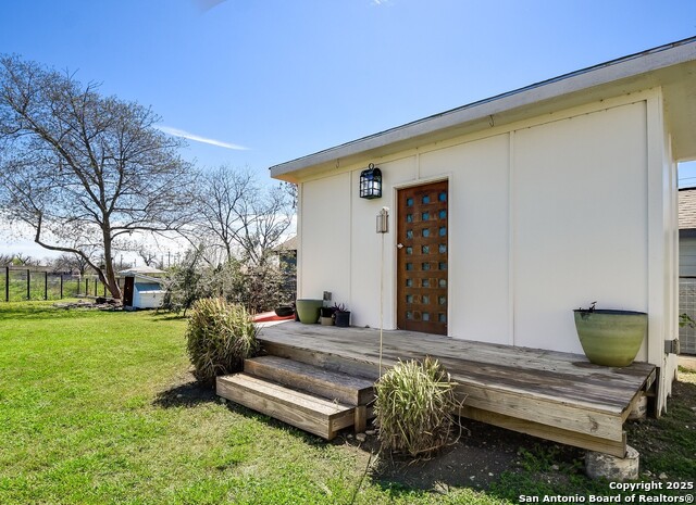 Listing photo id 17 for 1514 Probandt