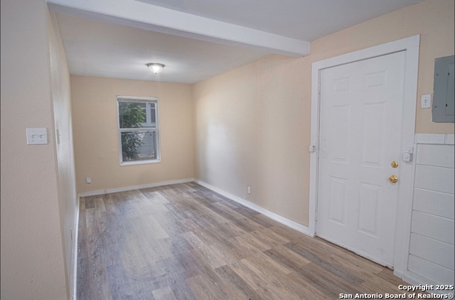 Image 7 of 8 For 342 Vine  A