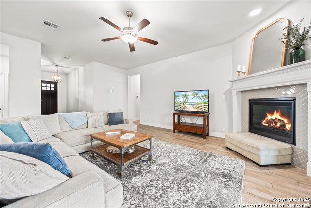 Listing photo id 8 for 2238 Hoja  