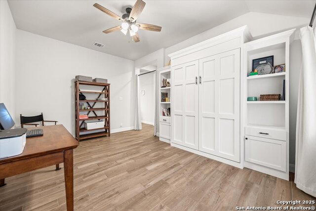 Listing photo id 22 for 2238 Hoja  