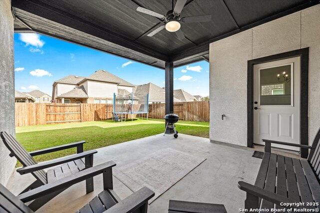 Listing photo id 29 for 2238 Hoja  