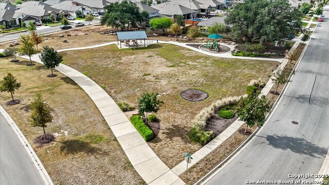 Listing photo id 38 for 2238 Hoja  